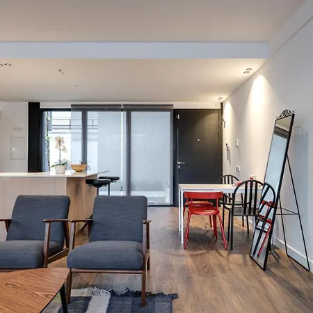 Luxury Loft 1br With Pool Apartman